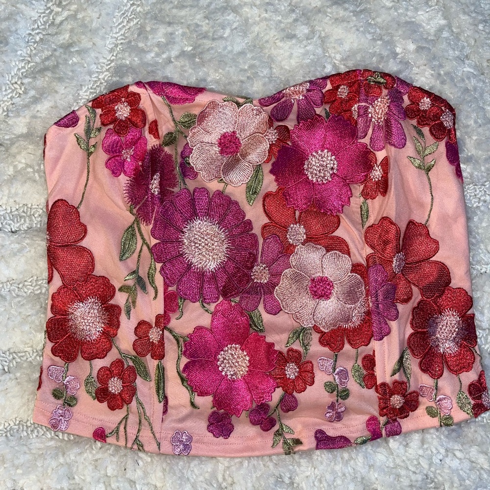 New York & Company Pink Floral Strapless Crop Top - Picture 5 of 6